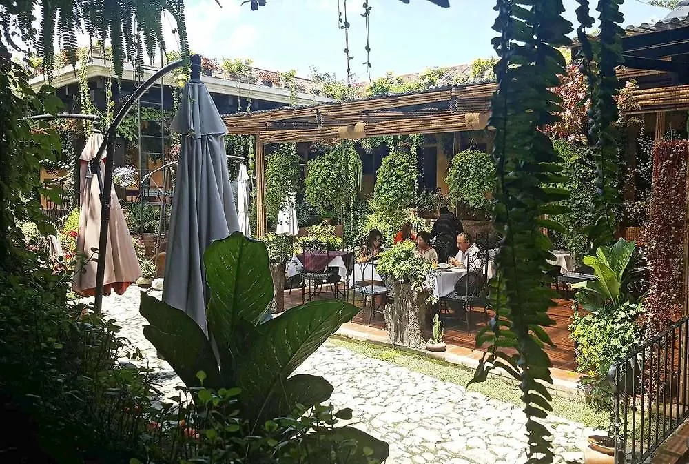 Hotel Eterna Primavera Antigua