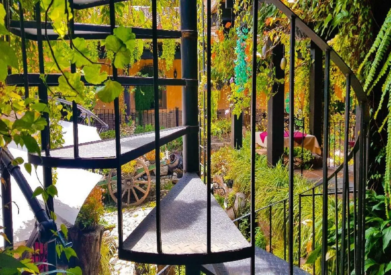 Hotel Eterna Primavera Antigua